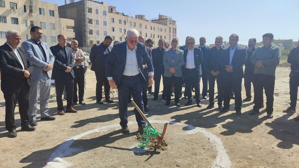آیین کلنگ زنی آموزشگاه جعفر برزگر ناحیه یک مشهد