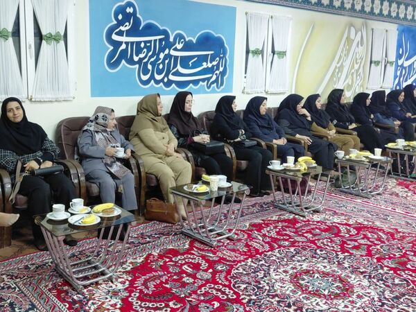 اولین جلسه شورای دبیران در دبیرستان علی‌ افشارنژاد 