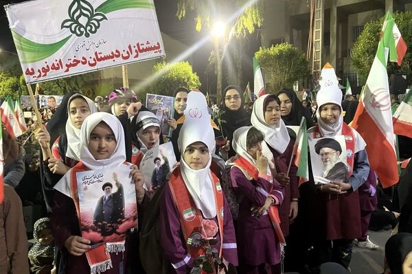 حضور پیشتازان در تجمعات مردمی جیرفت