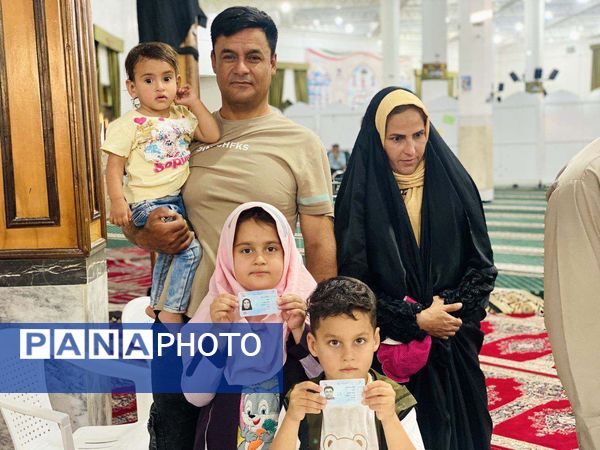 حضور پرشکوه مردم مه ولات در دور دوم انتخابات ریاست‌جمهوری