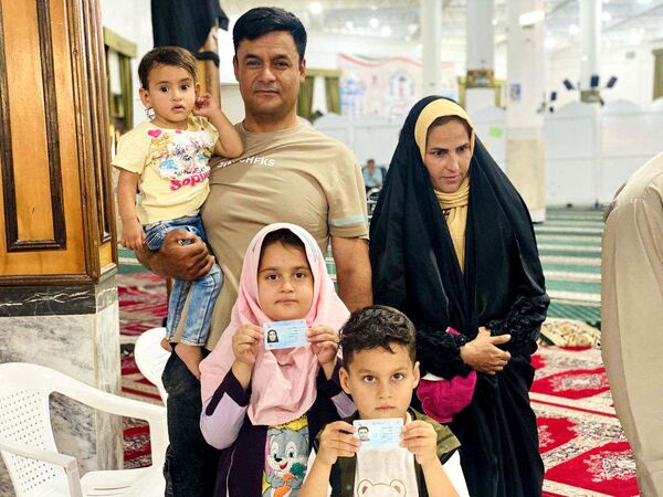 حضور پرشکوه مردم مه ولات در دور دوم انتخابات ریاست‌جمهوری