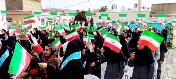 جشن باشکوه و پرشور ایرانمون در آموزشگاه دخترانه فاطمیه شهر کلات 