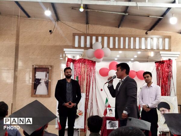 جشن فارغ‌التحصیلی دانش‌آموزان پایه ششم دبستان شهید پسندیده فدافن