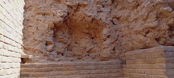بازدید دانش‌آموزان از کارخانه آلومینای جاجرم و قلعه جلال الدین شهرستان گرمه