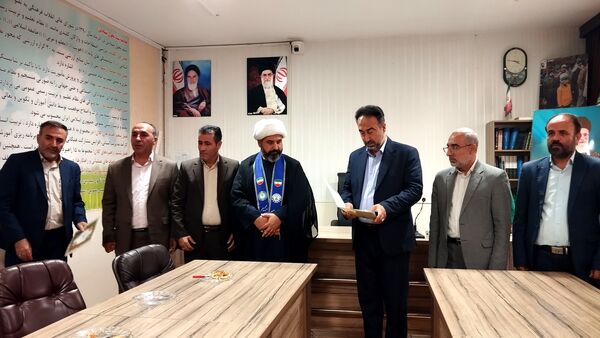 زنگ نماز متمرکز استانی در دبیرستان شهید پناهی ناحیه 3 کرج  نواخته شد