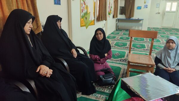 تکریم همسران و دختران شاهد جامعه هدف دبستان شاهد حاج تقی آقا بزرگ مشهد
