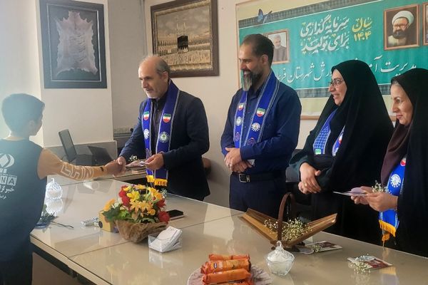 تقدیر از خبرنگاران پانا فریمان