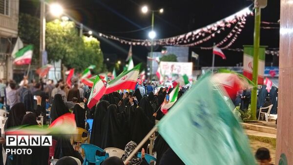 از کمیجان بازهم نوای «یاحیدر، یاحیدر» به گوش رسید. 
