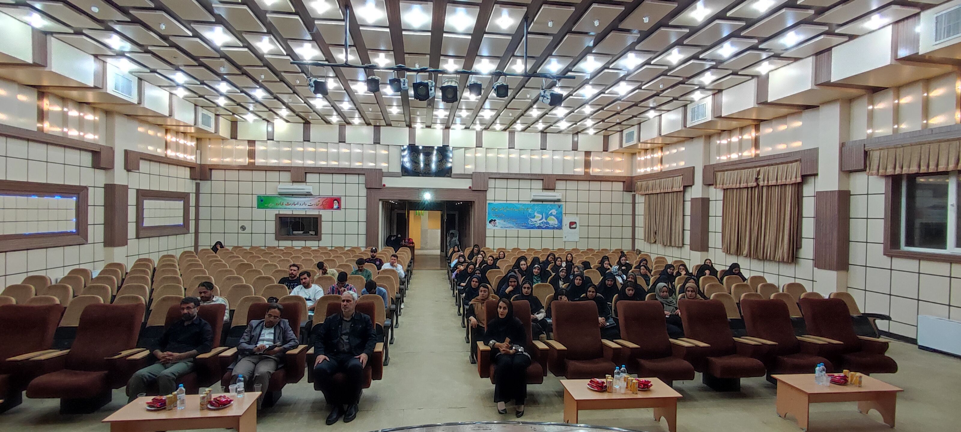 برگزاری نشست دادستانی شیروان با دانشجویان در دانشگاه آزاد اسلامی شهرستان شیروان