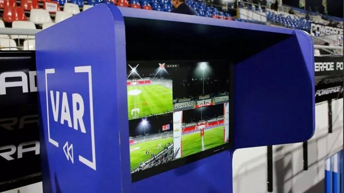 VAR به دیدار پرسپولیس و سپاهان رسید
