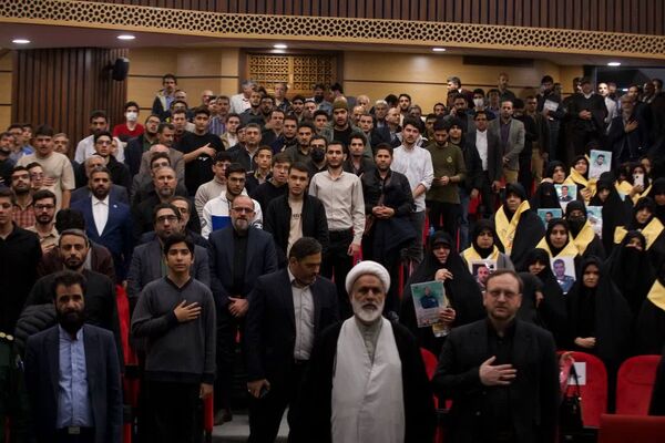 همایش تقدیر از مادران و همسران شهدا در دانشگاه قم