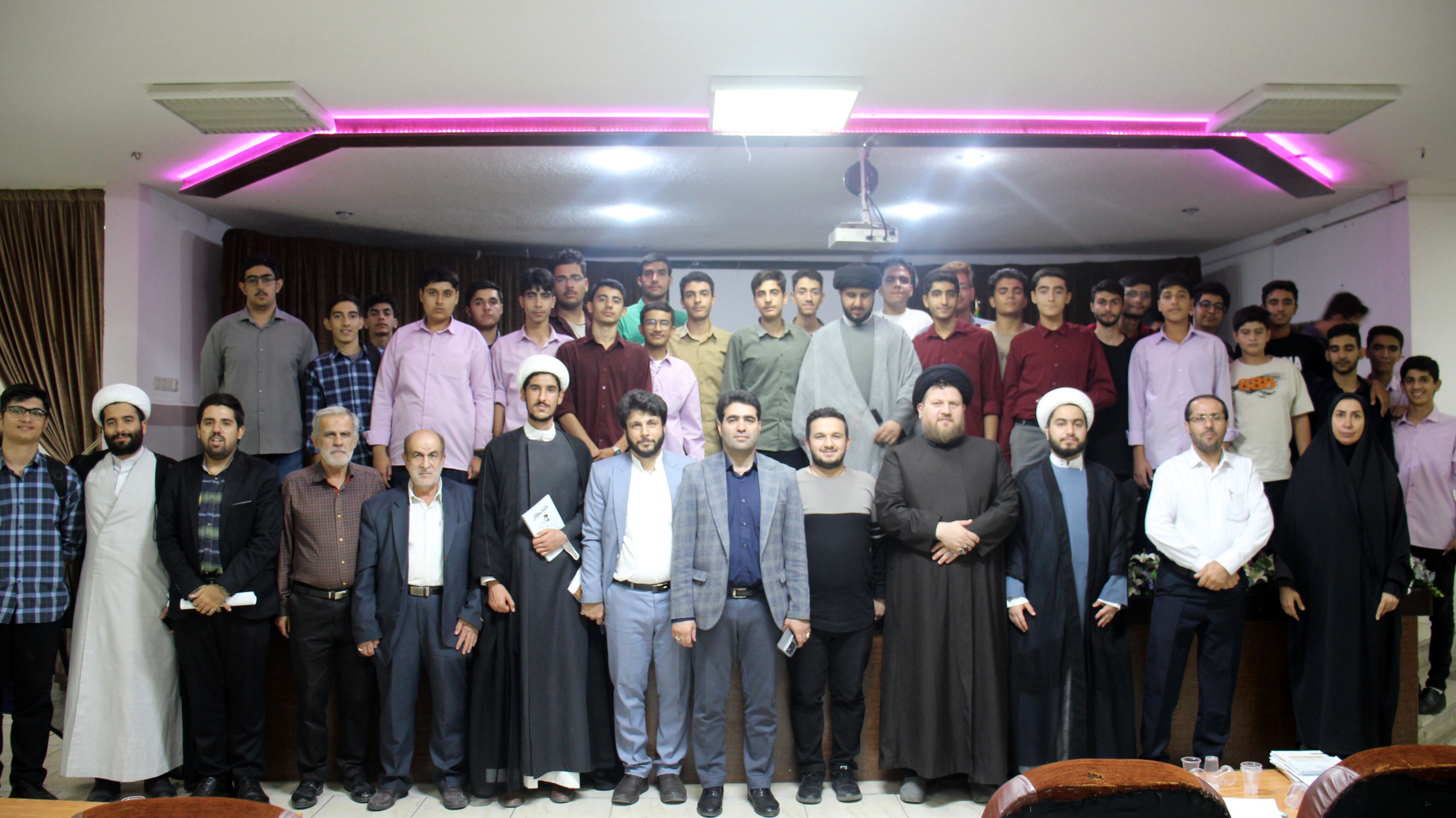 اختتامیه جشنواره علمی - هنری پرچمداران گام دوم انقلاب در سمنان