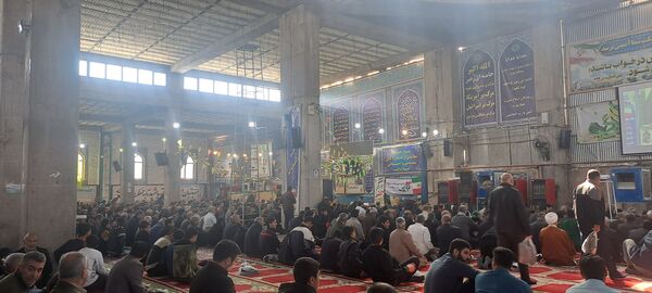 نماز عبادی سیاسی جمعه به همراه سخنرانی پیش از خطبه های معاون پرورشی در نیشابور 