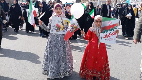 راهپیمایی 22 بهمن در شیراز برنامه دشمن را برچید