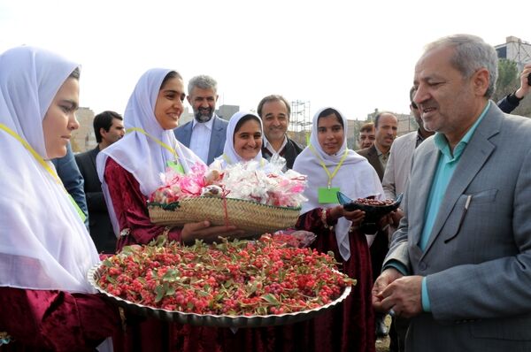 بیست و سومین اردوی کشوری دانش‌آموزان عشایر در مشهد مقدس