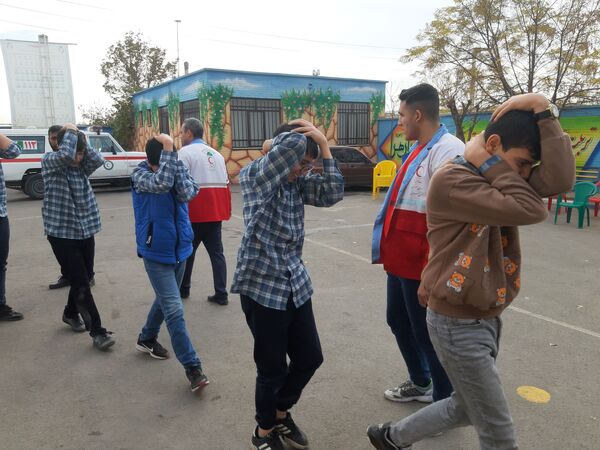 مانور زلزله و ایمنی در مدارس شهرستان ورامین 