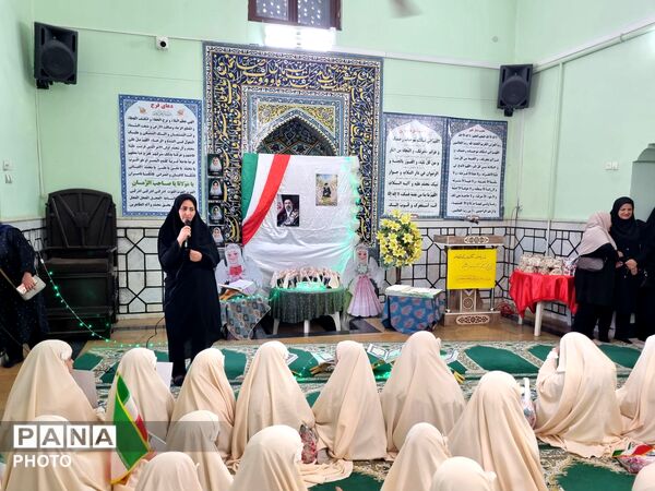 جشن تکلیف دانش آموزان پایه سوم دبستان شاهد  سجادی در امامزاده محروق 
