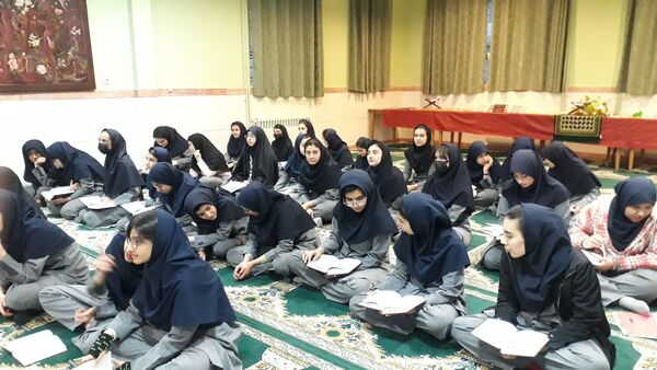 در روز‌های پایانی ماه رمضان دانش‌آموزان پیشتاز میزبان سفره همدلی شدند