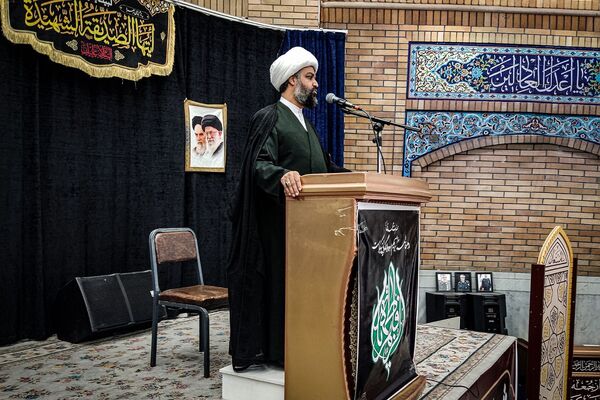 میز خدمت اداره فرهنگ شهرستان ری در مراسم نمازجمعه باقرشهر و کهریزک 