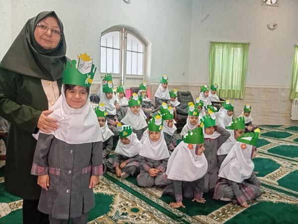 جشن قرآن در دبستان دخترانه نرجس یک 