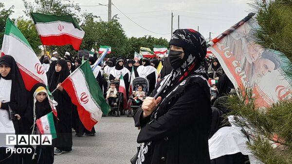 رزمایش بزرگ دختران جان فدای ایران در قم
