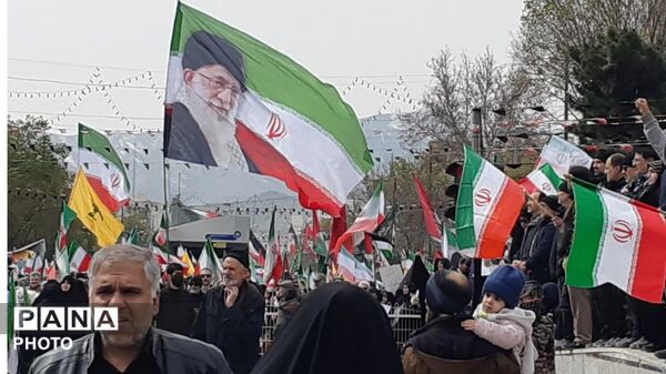 خروش مردمان مشهدی در راهپیمایی حماسی روز قدس 