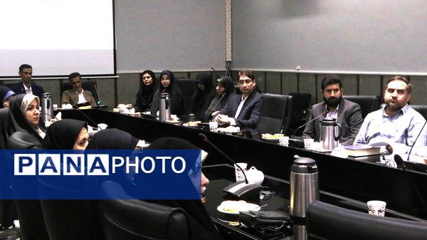 آیین تجلیل از برگزیدگان مسابقات قرآن، عترت و نماز فرهنگیان