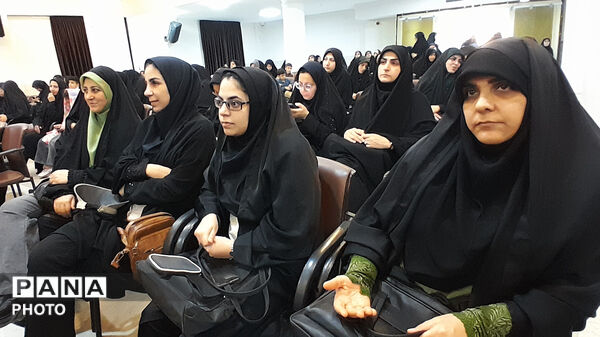 آیین تجلیل از داوران،عوامل اجرایی و برترین های مسابقات قرآن،عترت و نماز فرهنگیان و طلاب طرح امین