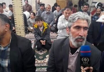 جشن عبادت و بندگی با اقامه نماز عید فطر در روستای تاج خاتون قم