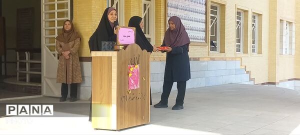گرامیداشت روز جهانی عصای سفید در دبیرستان برازنده مقدم ۲