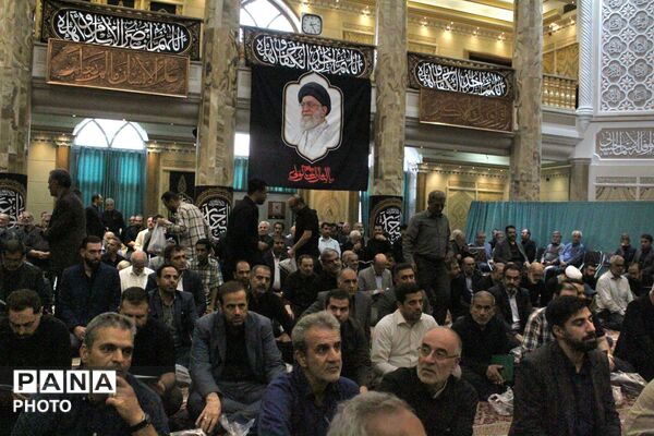 وداع با مادری که سه شهید پروراند و پس از سال ها فراق به آغوش فرزندانش بازگشت