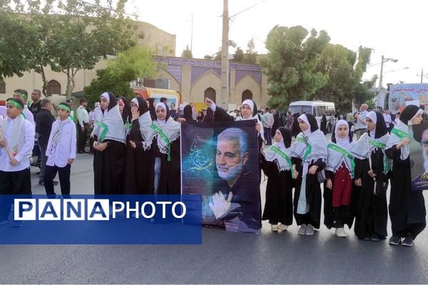 مردم شیراز باری دیگر به صحنه آمدند  و وعده صادق ۳ و عید غدیرخم را جشن گرفتند