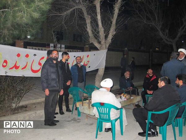 رژه باشکوه خودروها در شهرکرد نماد اتحاد مردم 