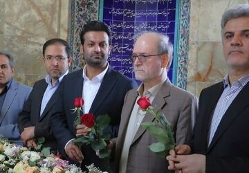  آیین گلباران آرامگاه شیخ اجل سعدی شیرازی

