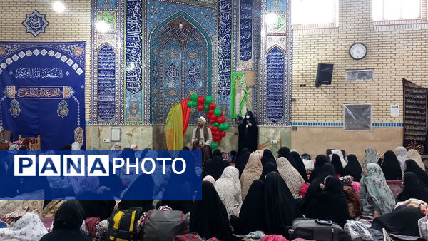 اعتکاف دختران دانش‌آموز در قم