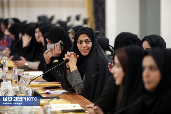  گردهمایی کارشناسان مسئول امور زنان و خانواده آموزش‌ و پرورش