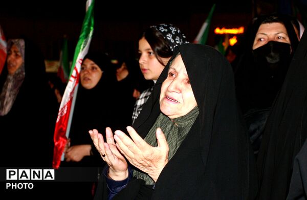 جشن میلاد حضرت معصومه (س) و روز دختر در سبزه میدان زنجان