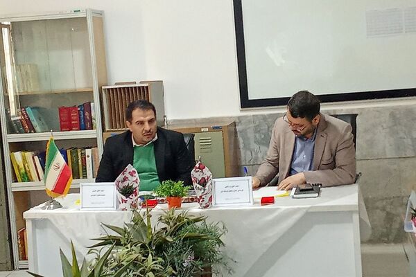 برگزاری جلسه قطبی مدیران در دبیرستان پورغلامی بهارستان‌۲