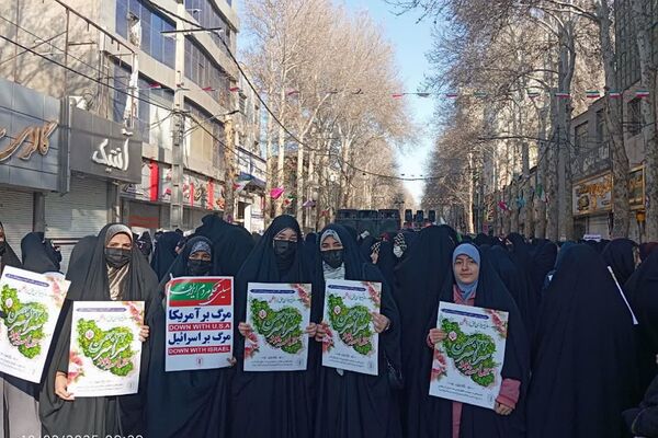 حضور گسترده مردم شهرستان شهید پرور شهرستان شهریار در راهپیمایی ۲۲ بهمن