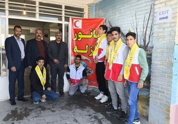 مانور سراسری زلزله در هنرستان کار و دانش رهبری