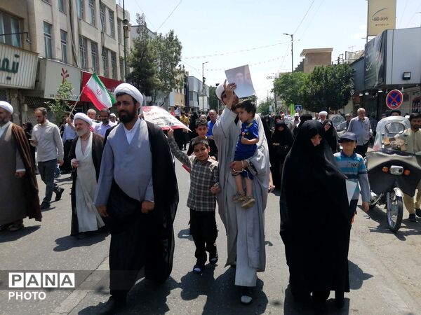 جلوه‌هایی از راهپیمایی 15 خرداد در قم
