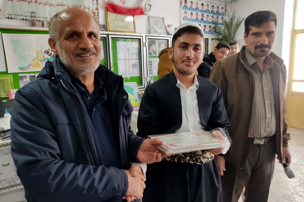 جشن باشکوه مبعث در دبیرستان شاهد شهید بشارت