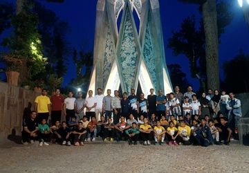 بازدید پسران دوومیدانی‌کار استان خراسان رضوی از آرامگاه عطار و خیام