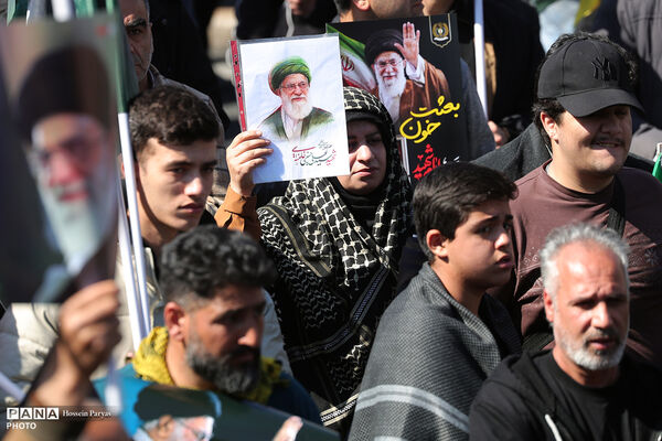 چهلمین روز شهادت رهبر شهید انقلاب اسلامی - تهران
