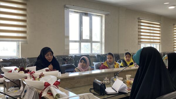 جلسه هم‌اندیشی وتجلیل از خبرنگاران ویژه دختران خبرنگار پانا درسطح شهرستان