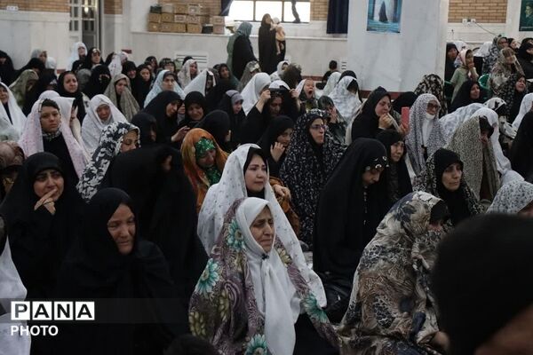 گرامیداشت اربعین رهبر شهید انقلاب و شهدای جنگ رمضان در نماز جمعه باقرشهر و کهریزک 