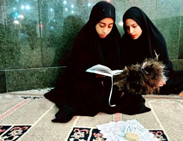 آیین معنوی شب قدر در نجف آباد