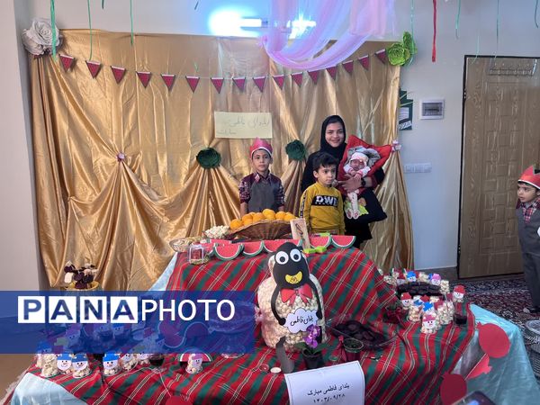 جشن یلدایی مهد شکوفه‌های نور دارالقرآن حضرت زهرا (س) در شیروان