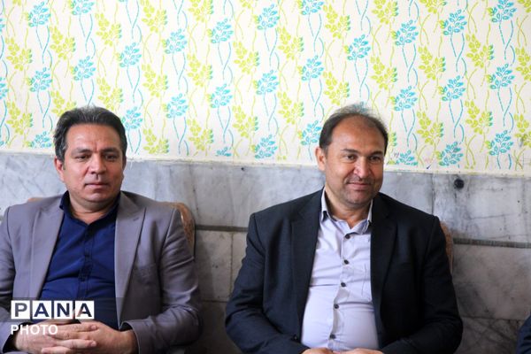 آیین بزرگداشت «خاطره‌سازان» در آموزشگاه شهید جوادی