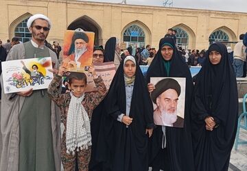 خاطره‌هایی زنده از راهپیمایی ۲۲ بهمن نیشابور